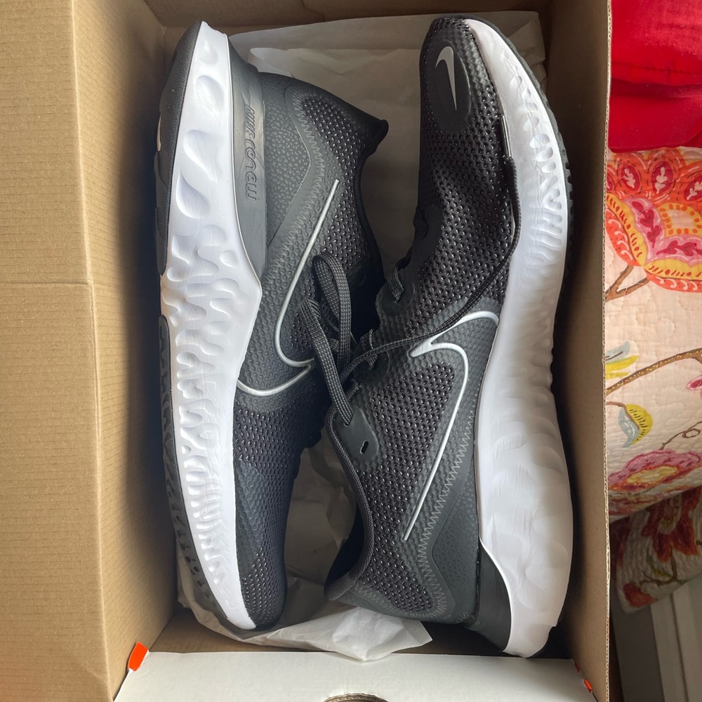 Nike Renew Run